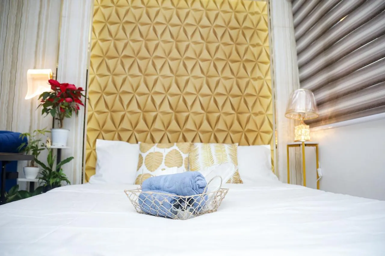 Aparthotel Shore2 Luxurious & Homely Suite Near Moa Manila