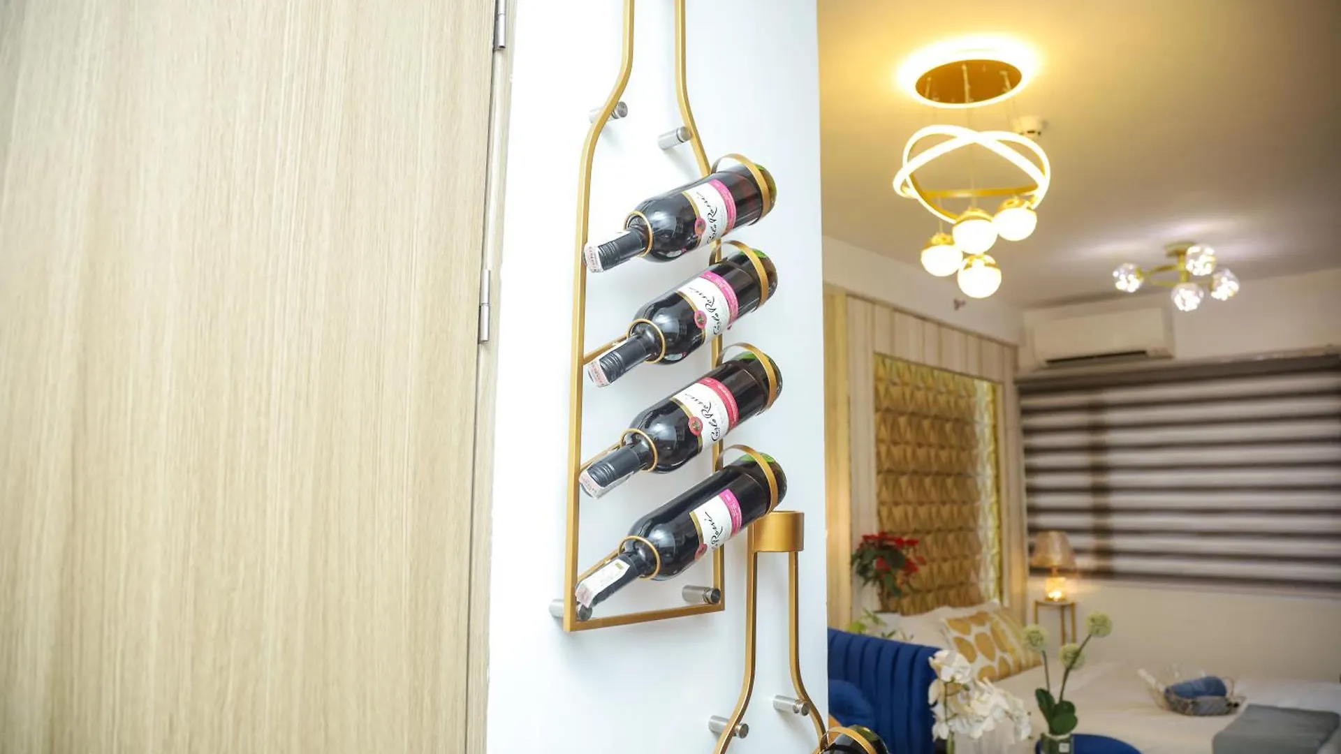 Shore2 Luxurious & Homely Suite Near Moa Manila Philippines